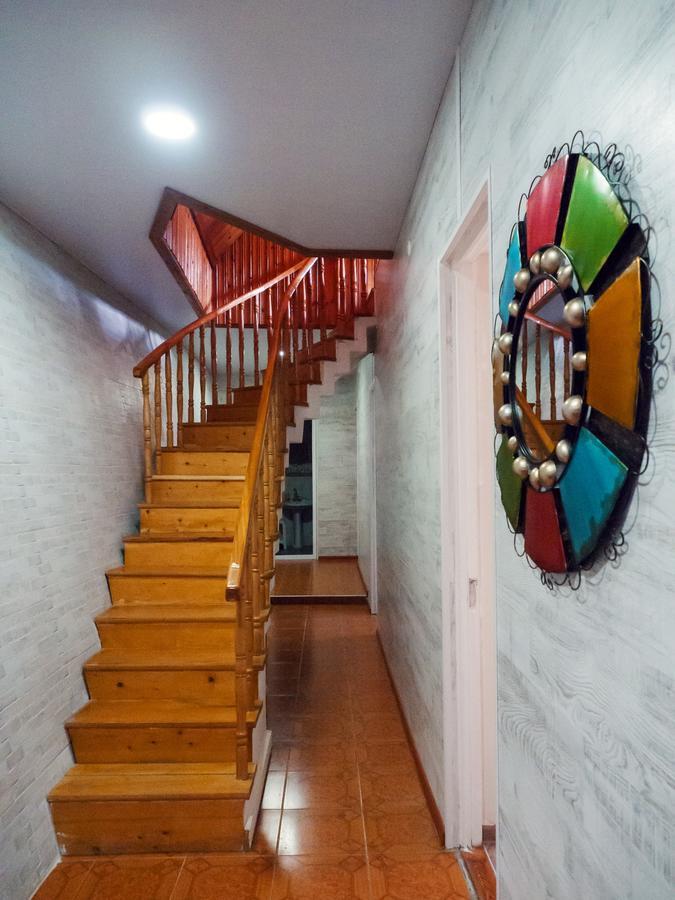 House In Borjomi Hotel Bagian luar foto
