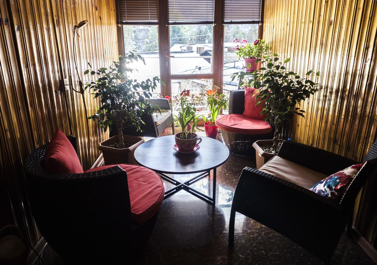House In Borjomi Hotel Bagian luar foto